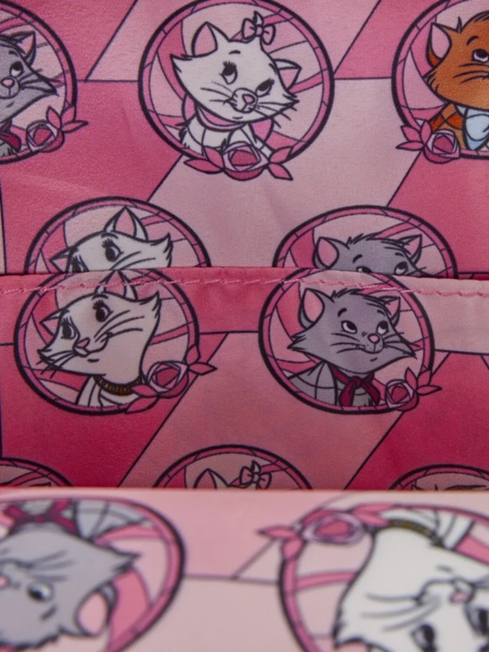 Loungefly Disney The Aristocats Exclusive Stained Glass Marie Mini Backpack NEW